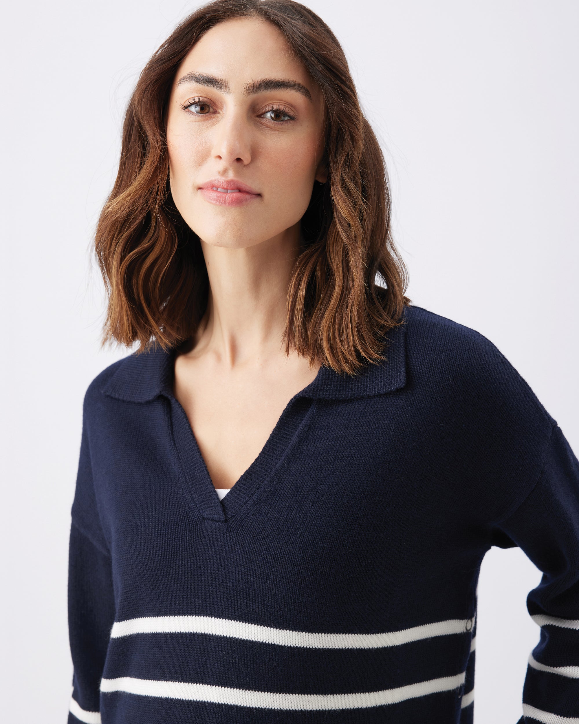 Lori Nursing Knit  Navy / White