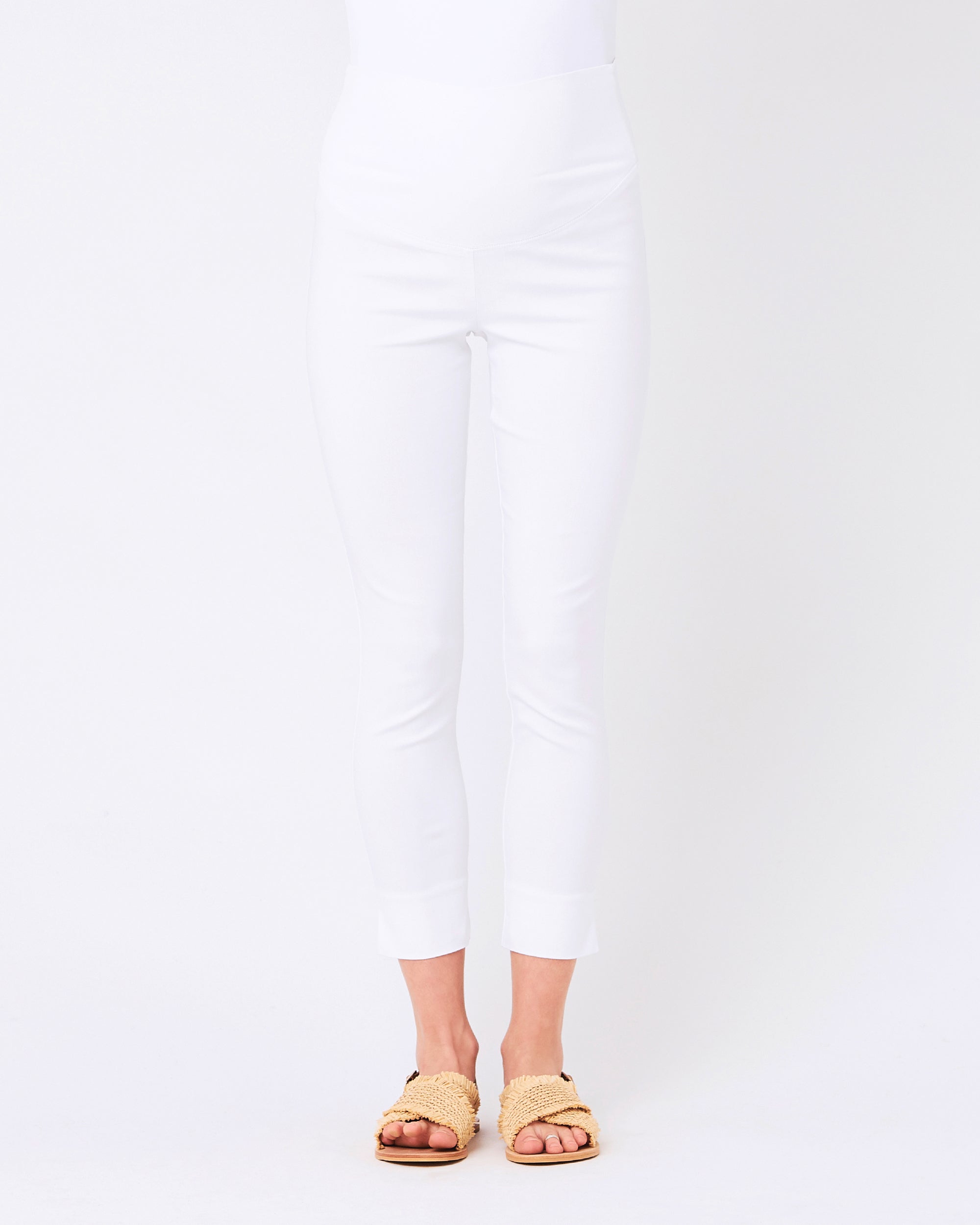 Cropped trousers in 100% linen - White | Benetton